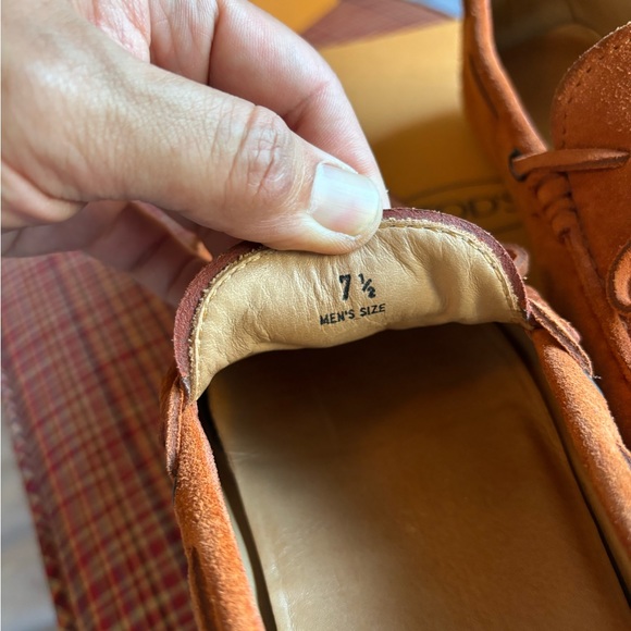 Tod’s Moccasin Suede Orange preowned size 7.5eu (fits 8-8.5us) - Picture 4 of 10